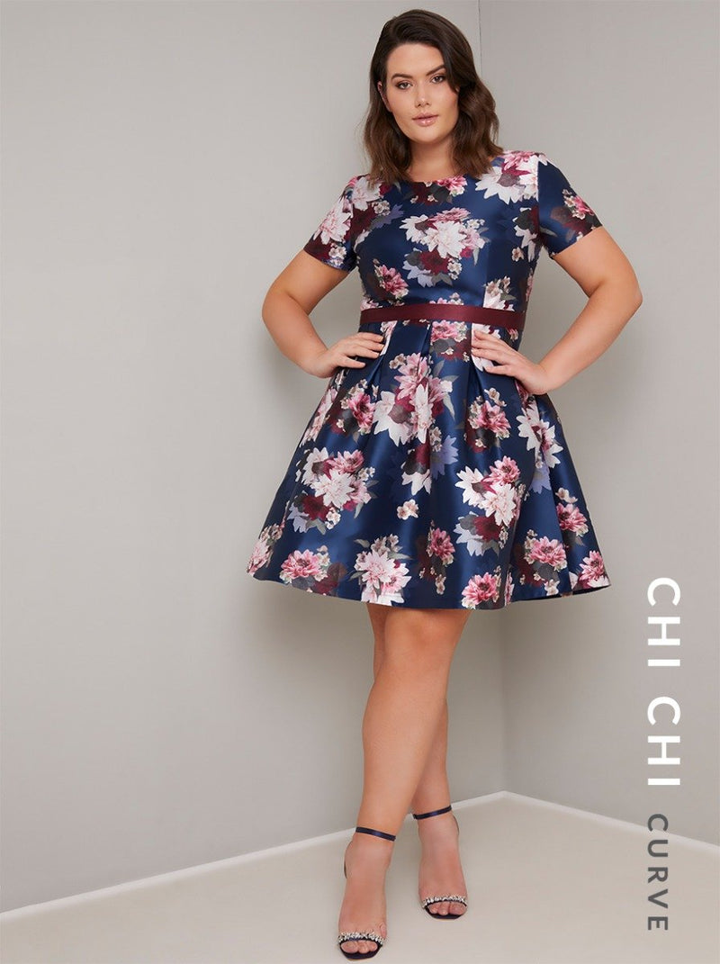 Plus Size Short Sleeved Floral Print Midi Dress in Blue