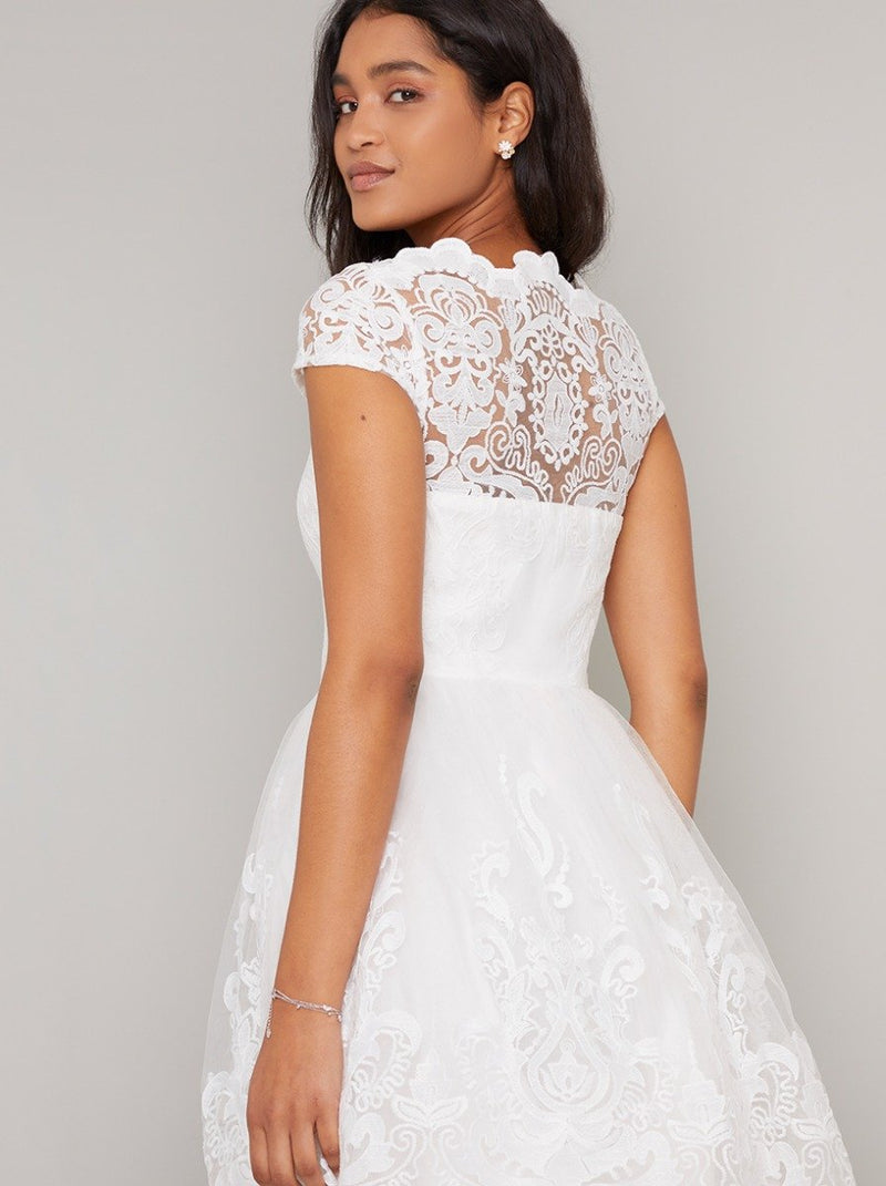 Cap Sleeved Baroque Lace Midi Dress in White
