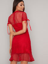 Crochet Design Peplum Hem Bodycon Dress in Red