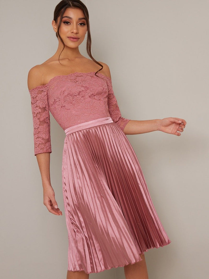 Bardot Lace 3/4 Sleeved Pleat Midi Dress in Pink