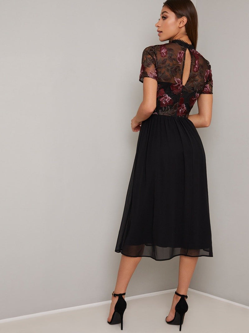 Embroidered Fitted Bodice Midi Dress in Black