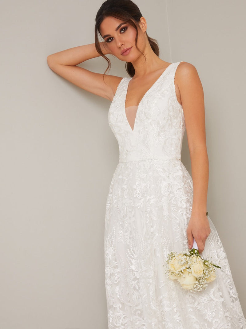 Lace V Neck Maxi Wedding Dress in White