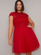 Plus Size Lace Bodice Tulle Midi Dress in Red