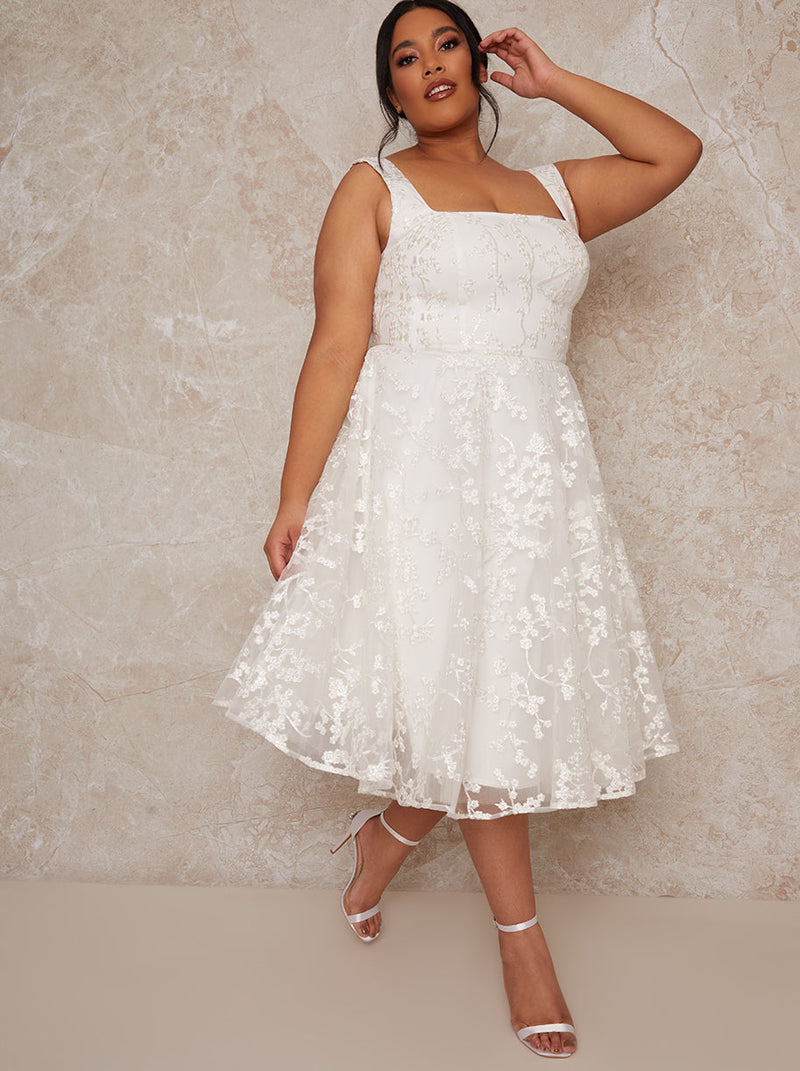 Plus Size Sleeveless Lace Midi Wedding Dress in White – Chi Chi US