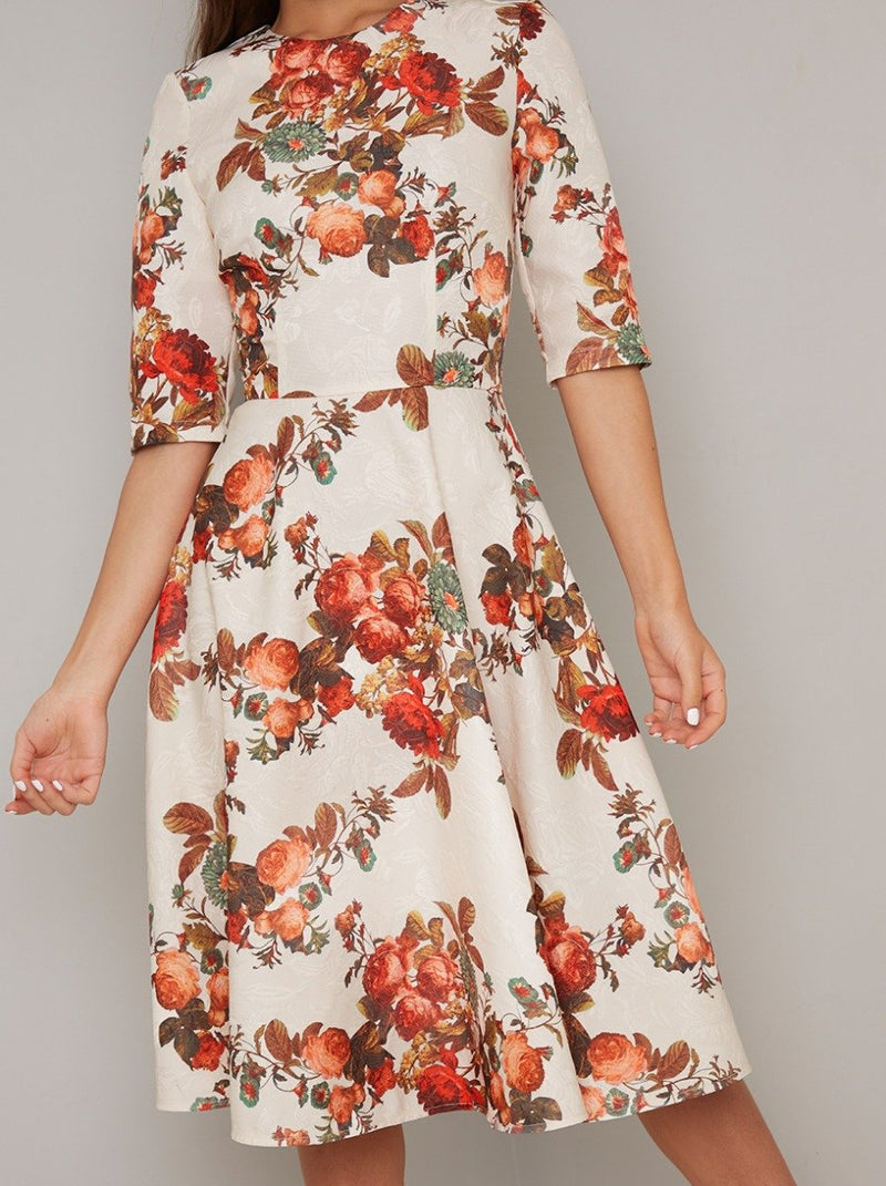 Textured Short Sleeved Floral Midi Dress in Cream