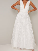 Bridal V Neck Embroidered Wedding Dress in White