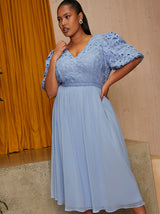Plus Size Puff Sleeve Premium Lace Midi Dress in Blue