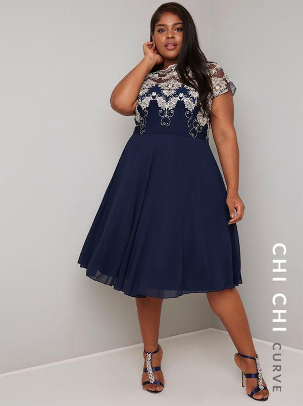 Plus Size Lace Bodice Chiffon Midi Dress in Blue