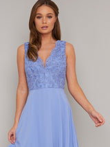Lace V Neck Chiffon Midi Dress in Blue