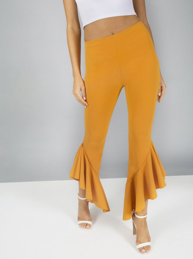 Darped Frill Crop Trousers in Yellow