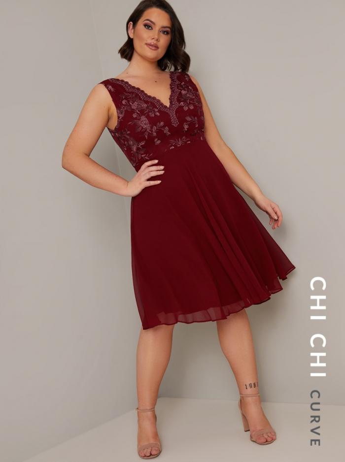 Plus Size Embroidered Bodice Midi Dress in Red